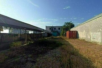 Отдельно стоящее здание, 674 м²