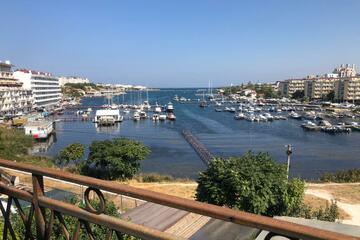 2-к квартира, 76,4 м², 3/3 эт.