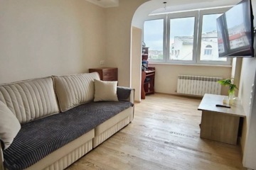 1-к квартира, 37 м², 7/10 эт.