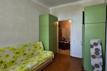 2-к квартира, 48 м², 4/4 эт.